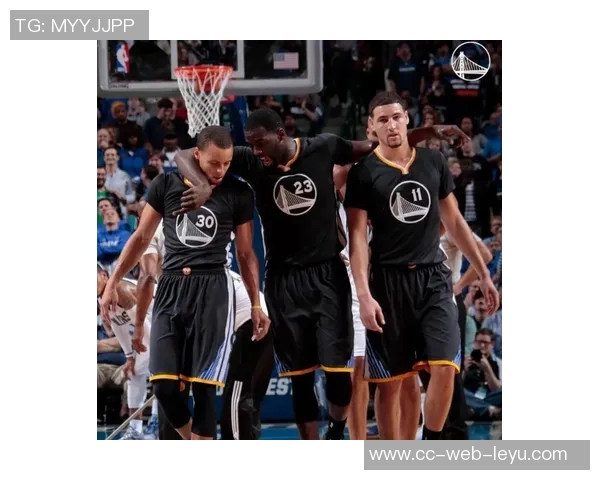 追梦与库里心声交流背后的故事与默契分享 追梦与库里心声交流背后的故事与默契分享