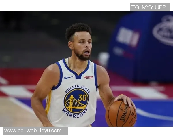 埃奇库姆表现出色四记三分助球队获胜贡献14分6篮板4助攻正负值11成为首发最高 埃奇库姆表现出色四记三分助球队获胜贡献14分6篮板4助攻正负值11成为首发最高