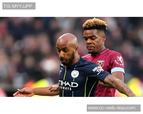 德尔夫怀念曼城队友称B席为队宠D席是最强搭档 德尔夫怀念曼城队友称B席为队宠D席是最强搭档