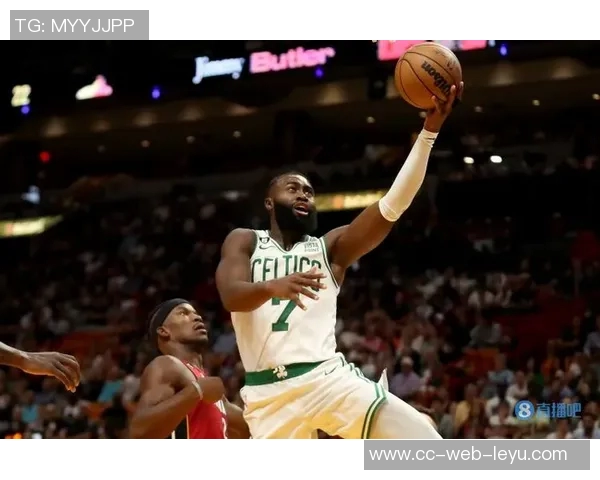 杰伦布朗强调篮板保护重要性并展望球队潜力提升空间