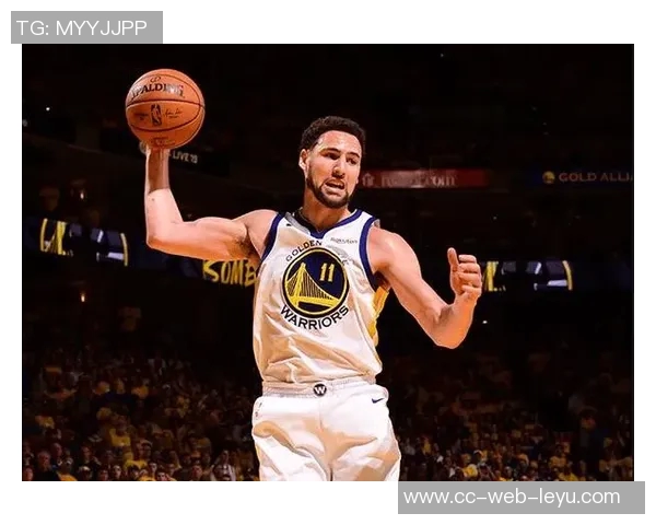 克莱汤普森本赛季表现低迷场均得分三分命中率创生涯新低 克莱汤普森本赛季表现低迷场均得分三分命中率创生涯新低