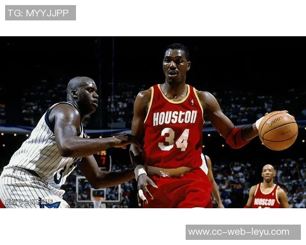 NBA新赛季第五中锋评选结果揭晓恩比德荣登榜首引发热议 NBA新赛季第五中锋评选结果揭晓恩比德荣登榜首引发热议