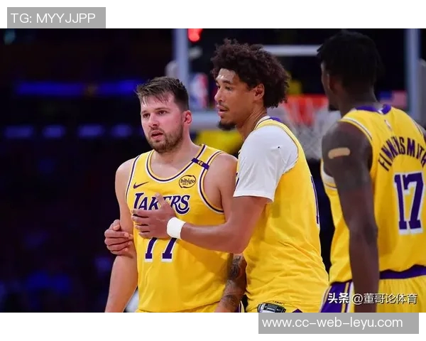 雷迪克称赞卢卡与小里表现出色引领球队前行的关键作用