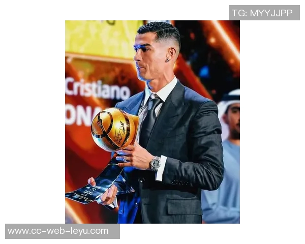 C罗荣膺中东最佳球员三连冠国米热刺双双赢得比赛