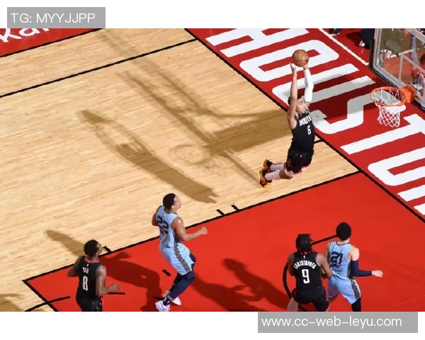 文班亚马参与球队训练状态良好对阵灰熊出战仍需观察