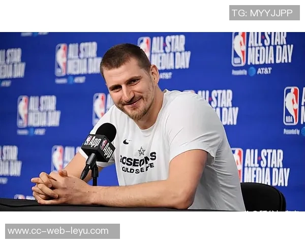 约基奇盛赞杰伦布朗展现出色带队能力攻防两端均具统治力